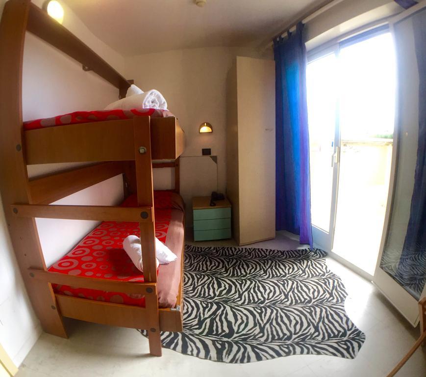 Hotel Mehari Riccione Kültér fotó