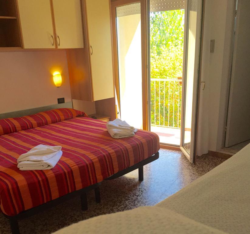 Hotel Mehari Riccione Szoba fotó