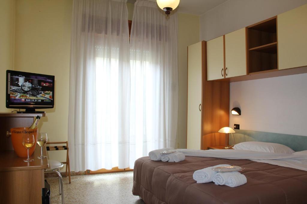 Hotel Mehari Riccione Kültér fotó